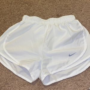 White nike shorts